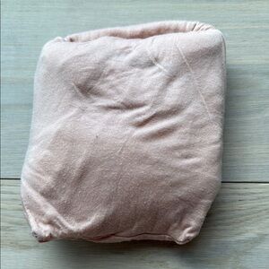 Solly Baby EUC Soft Pink